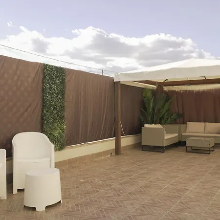 Charlemagne Lägenhet