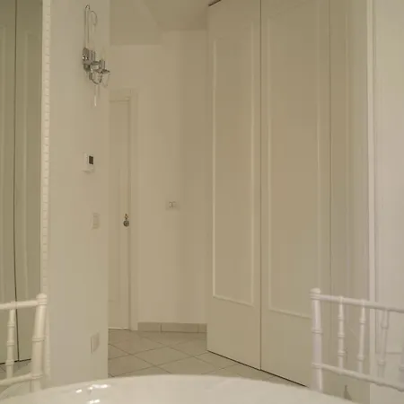 Charlemagne Lägenhet *